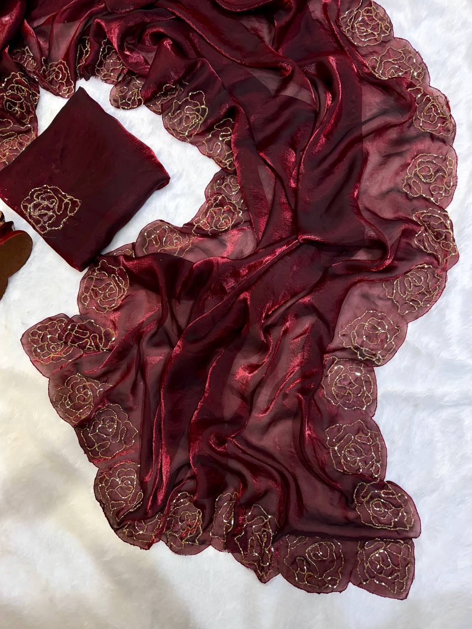 Women's Luxurious Maroon Shimmer Saree with Intricate Gold Zari/Threadwork & Scalloped Border – Complete with Blouse Piece for Festive & Wedding Wear Handcrafted Decor Item for Home Decor – Sigma HandiCraft